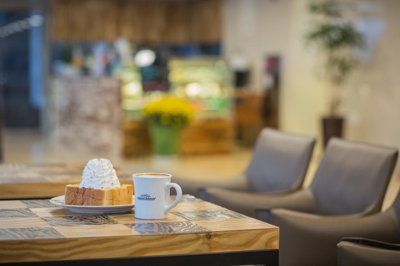 Gloucester Hotel Чечжу Екстер'єр фото